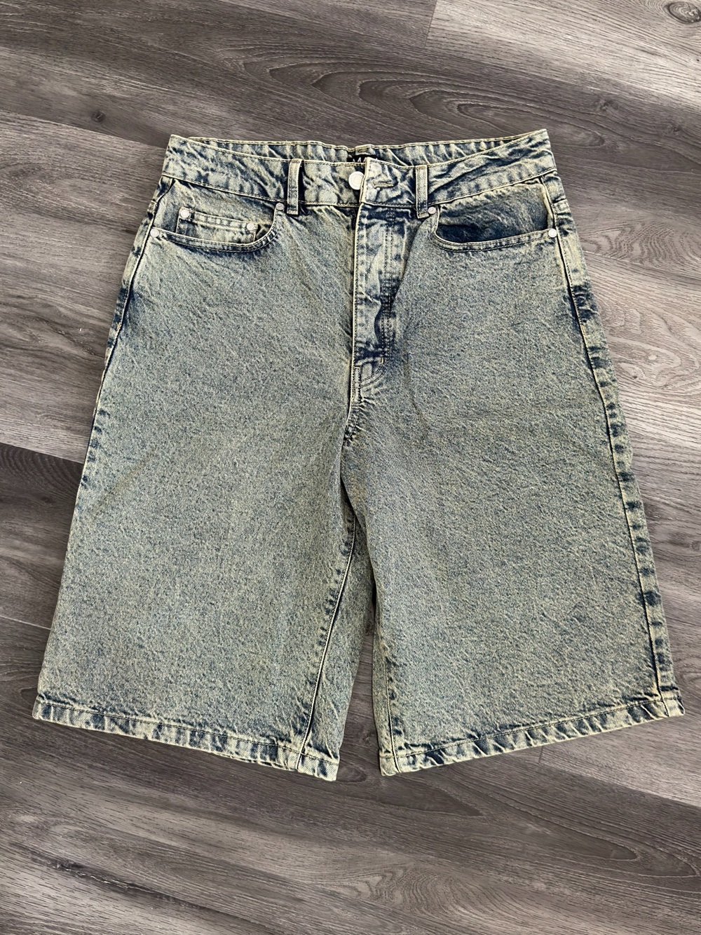 Boohoo Men’s Relaxed Acid Wash Denim Shorts - Washed Blue